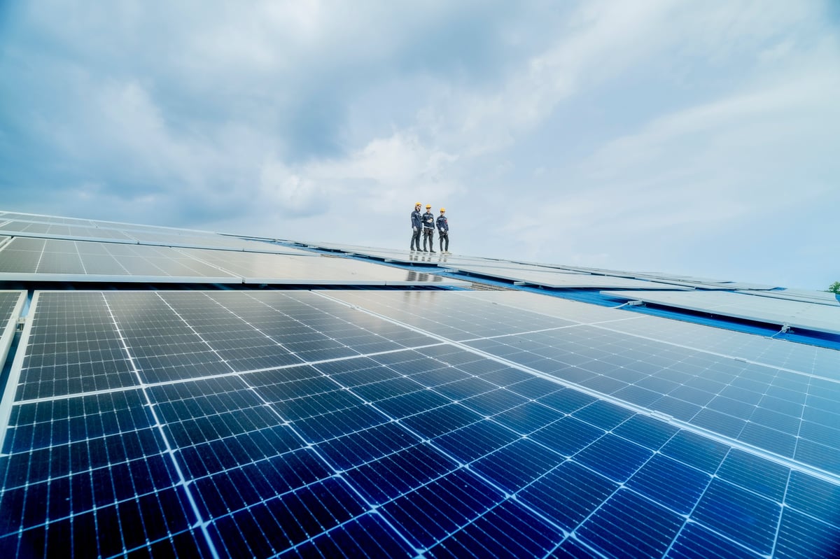 Consultor atendendo cliente